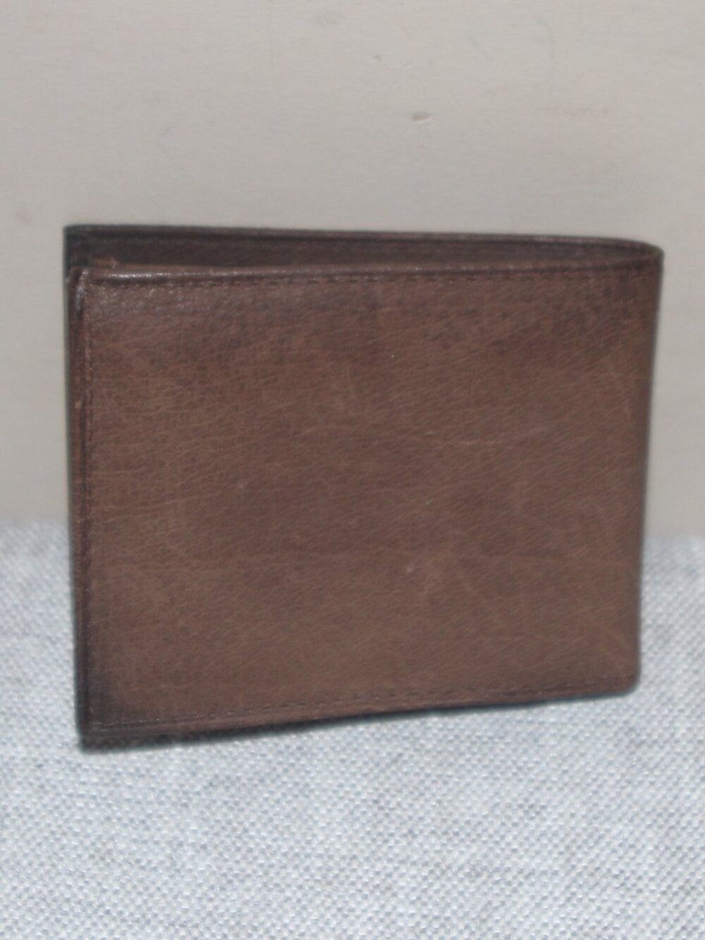 13A NEW MENS "VINTAGE" GENUINE BISON BIFOLD WALLET